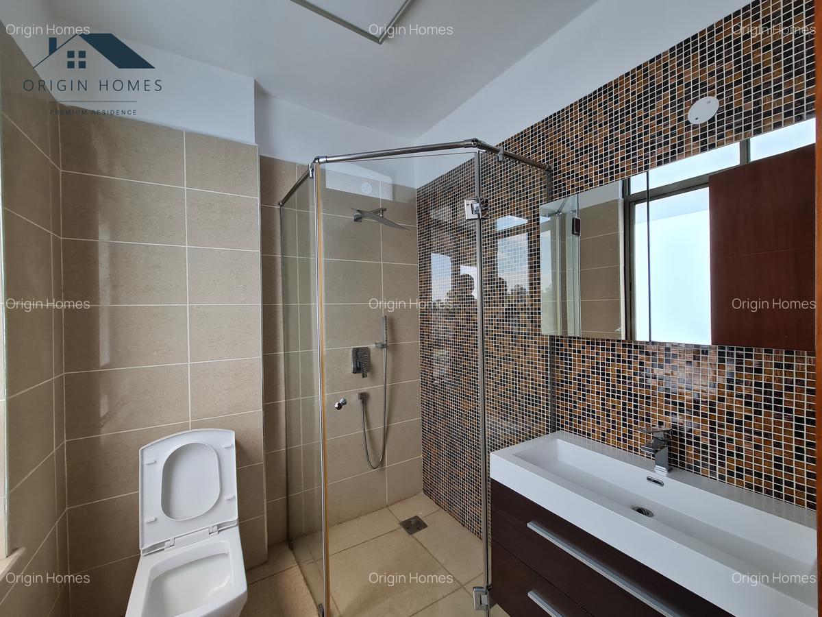 3 Bed Apartment with En Suite at Parklands Road - 15