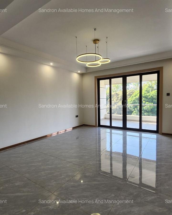 3 Bed Apartment with En Suite in Riverside - 1