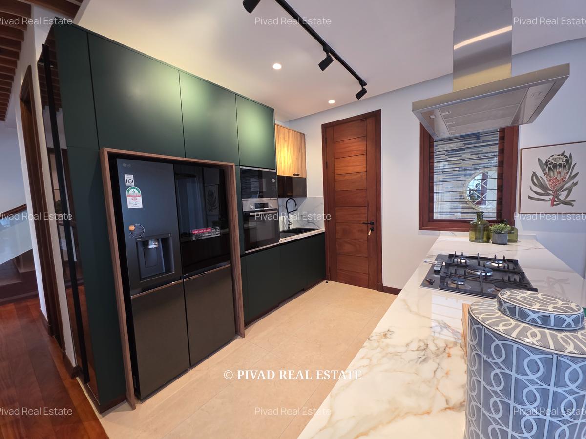 4 Bed House with Garden in Runda - 13