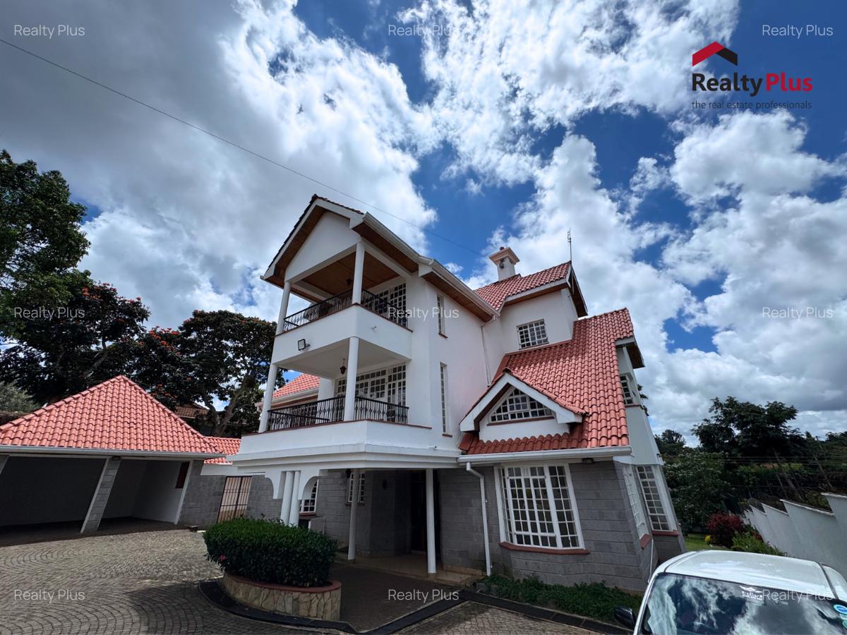 5 Bed Townhouse with En Suite at Mimosa - 3