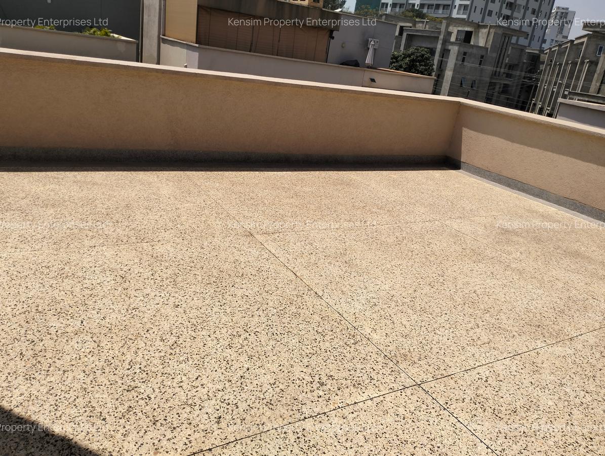 5 Bed Townhouse with En Suite in Lavington - 7