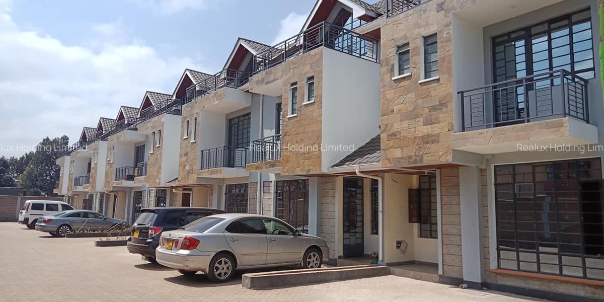 4 Bed Townhouse with En Suite in Gikambura - 3