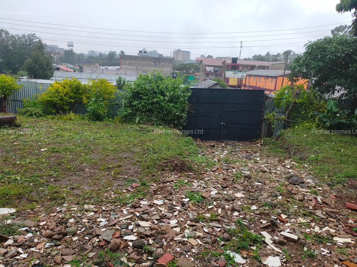 3 Bed House with Garden in Naivasha Road - 2