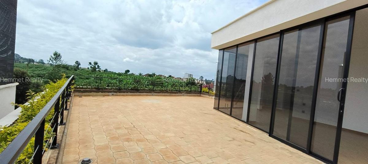 4 Bed Townhouse with En Suite in Runda - 8