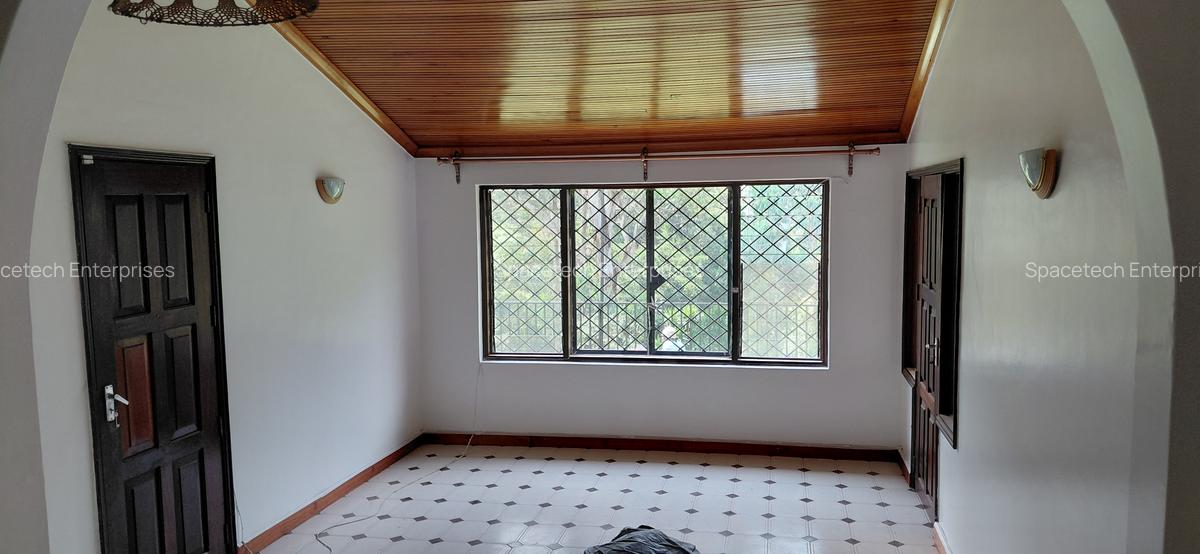 4 Bed House with En Suite in Thigiri - 8