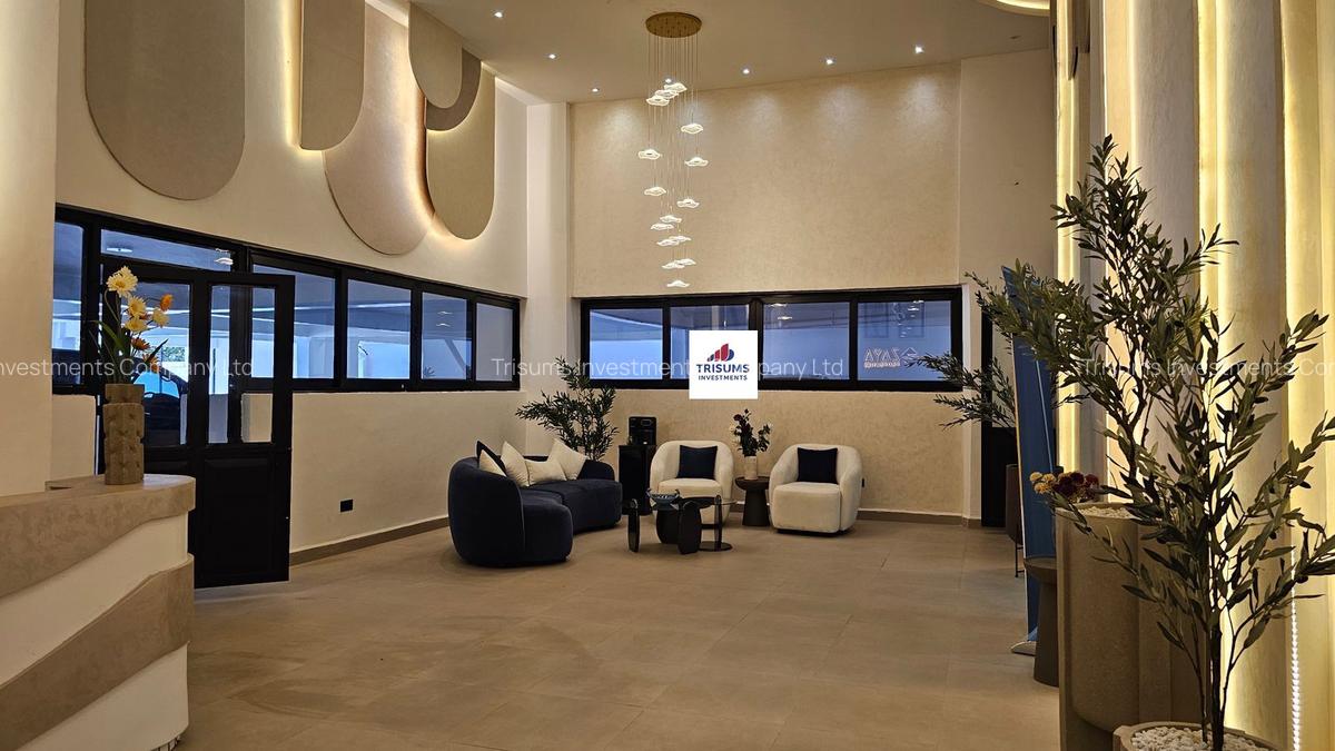 4 Bed Apartment with En Suite in Parklands - 10