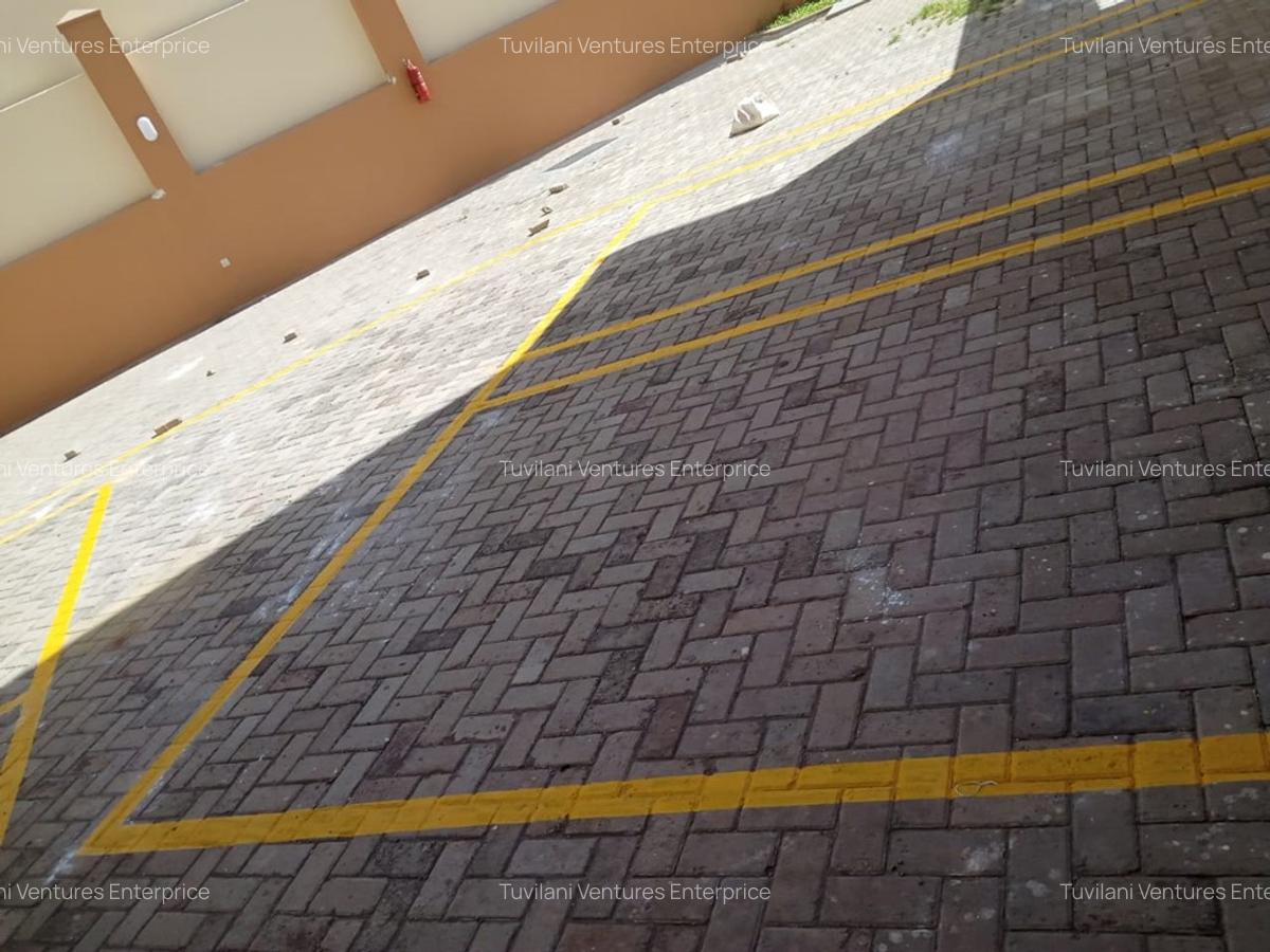 Serviced 4 Bed Apartment with En Suite at Nyali Mombasa - 11