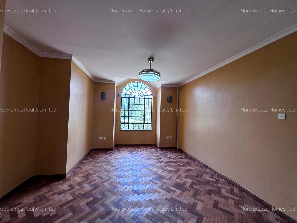 5 Bed Townhouse with En Suite in Runda - 6