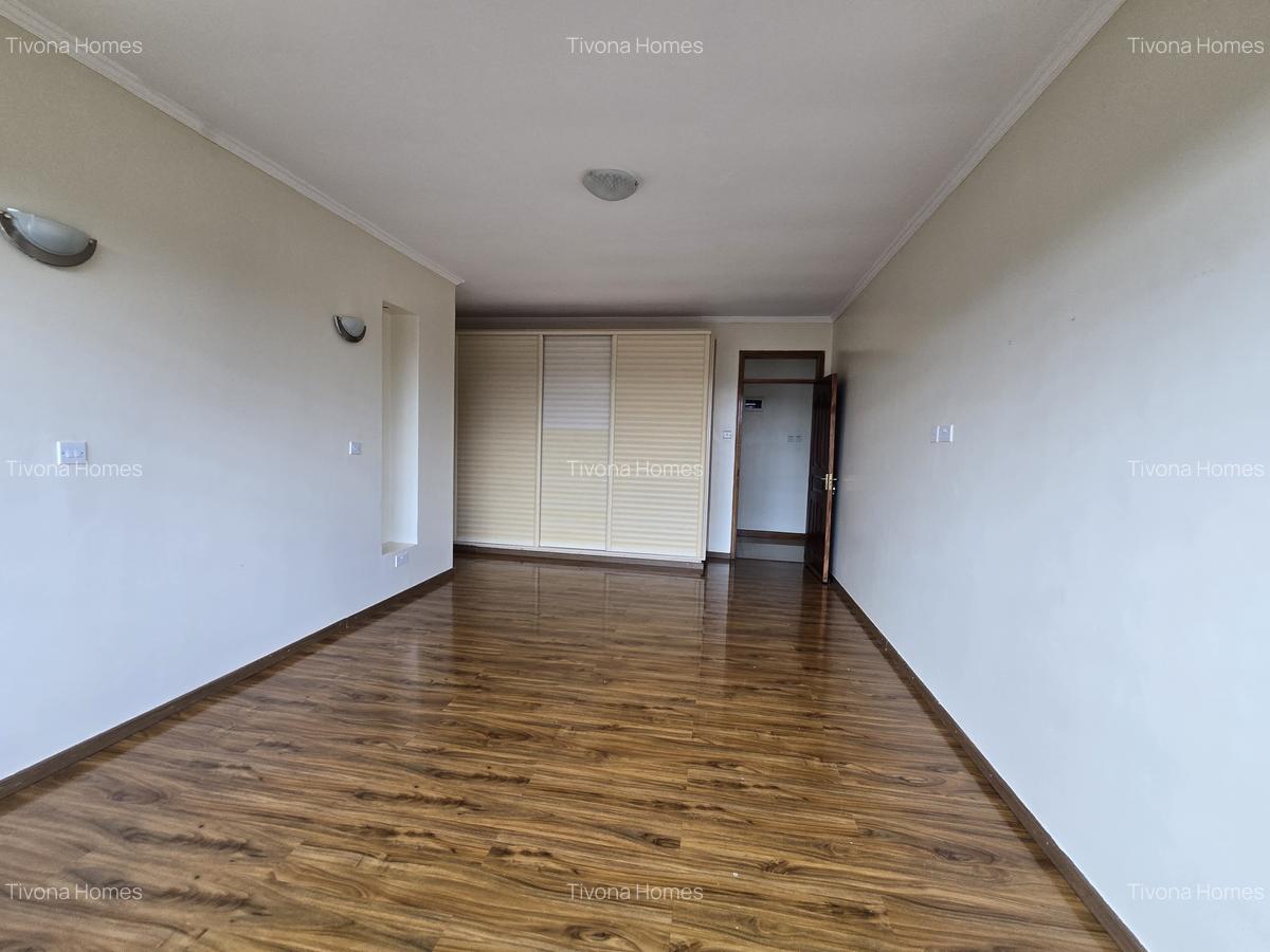 4 Bed House with En Suite in Kiambu Road - 10
