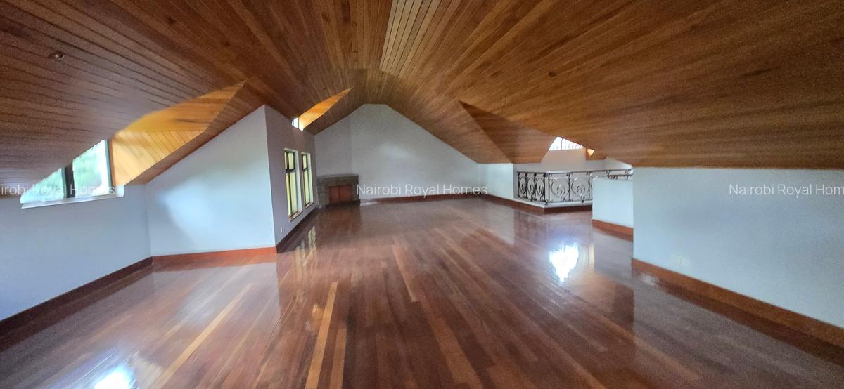 5 Bed Townhouse with En Suite at Lavington Green - 20