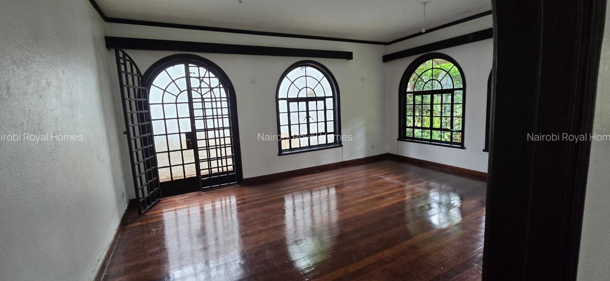 4 Bed Townhouse with En Suite at Riverside Drive - 7