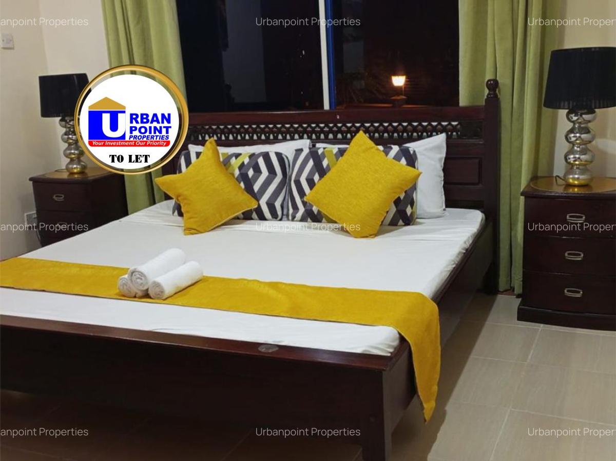 Serviced 2 Bed Apartment with En Suite in Nyali Area - 19