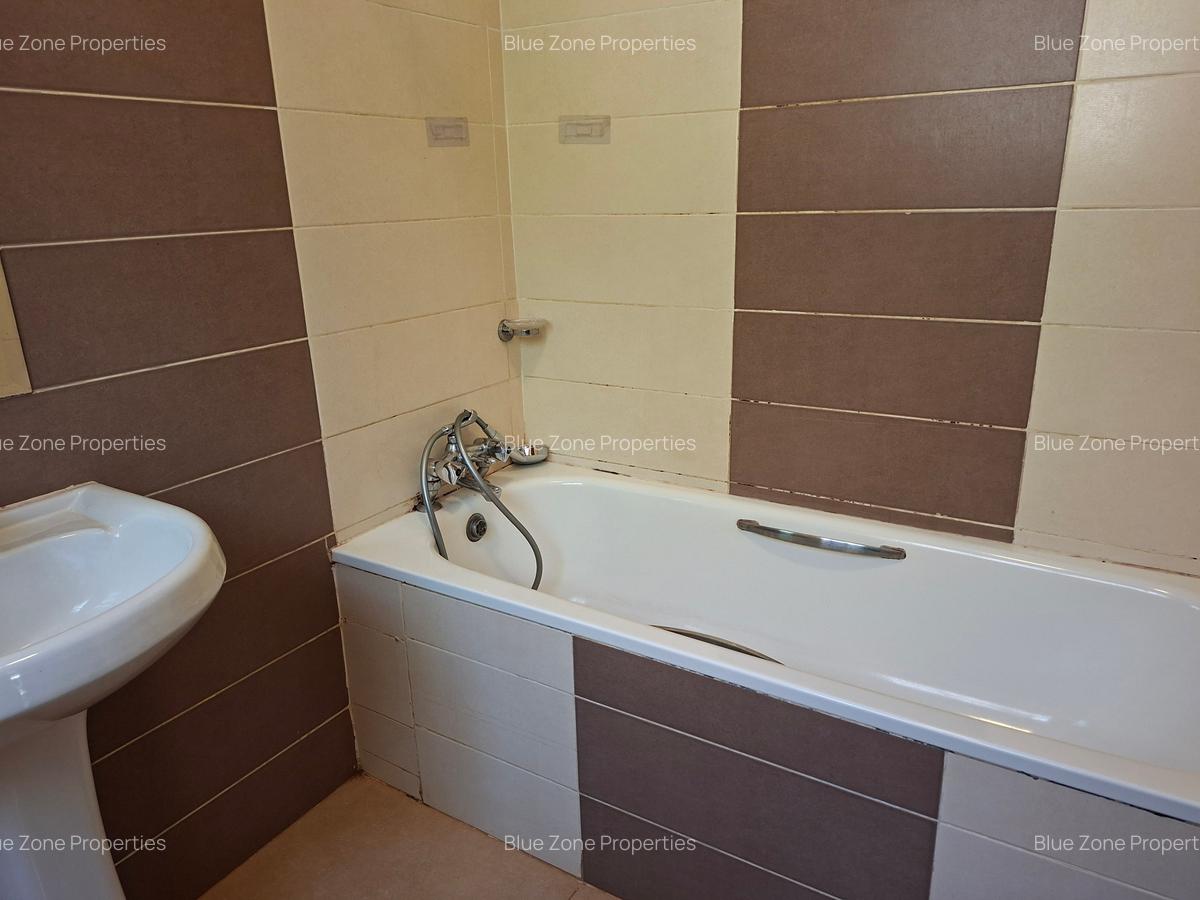 4 Bed Townhouse with En Suite at Off Kiambu Rd - 12