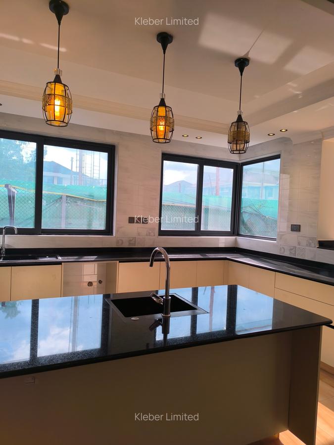 5 Bed House with En Suite at Kiambu - 13