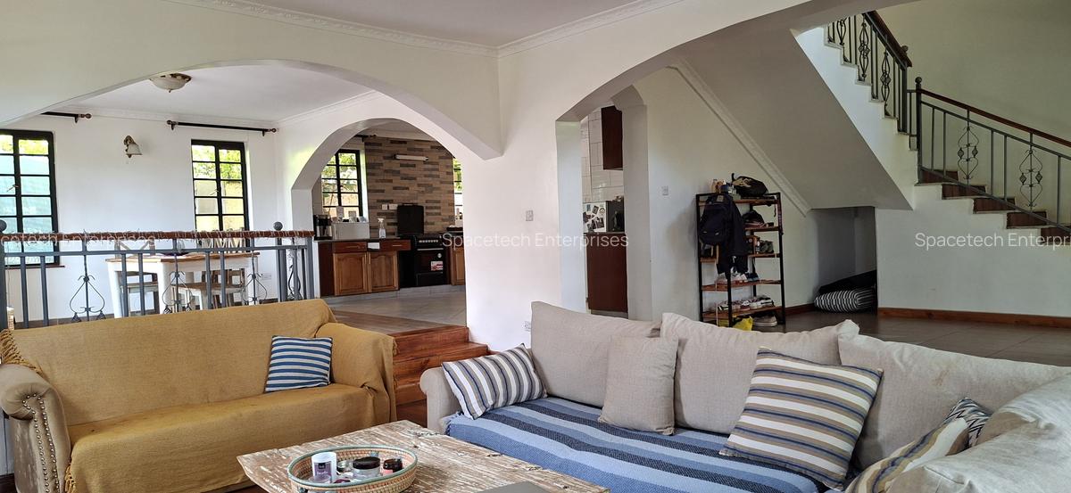 5 Bed Townhouse with En Suite in Kyuna - 5