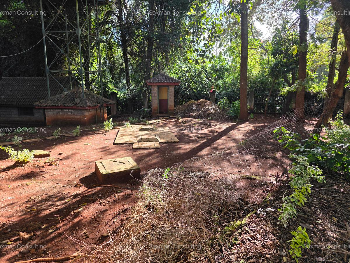 Land in Runda - 5