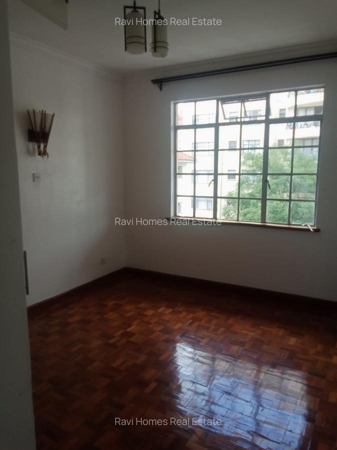 3 Bed Apartment with En Suite in Kilimani - 9