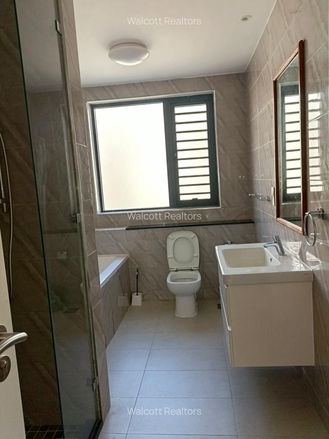 4 Bed Villa with En Suite at Garden City - 13