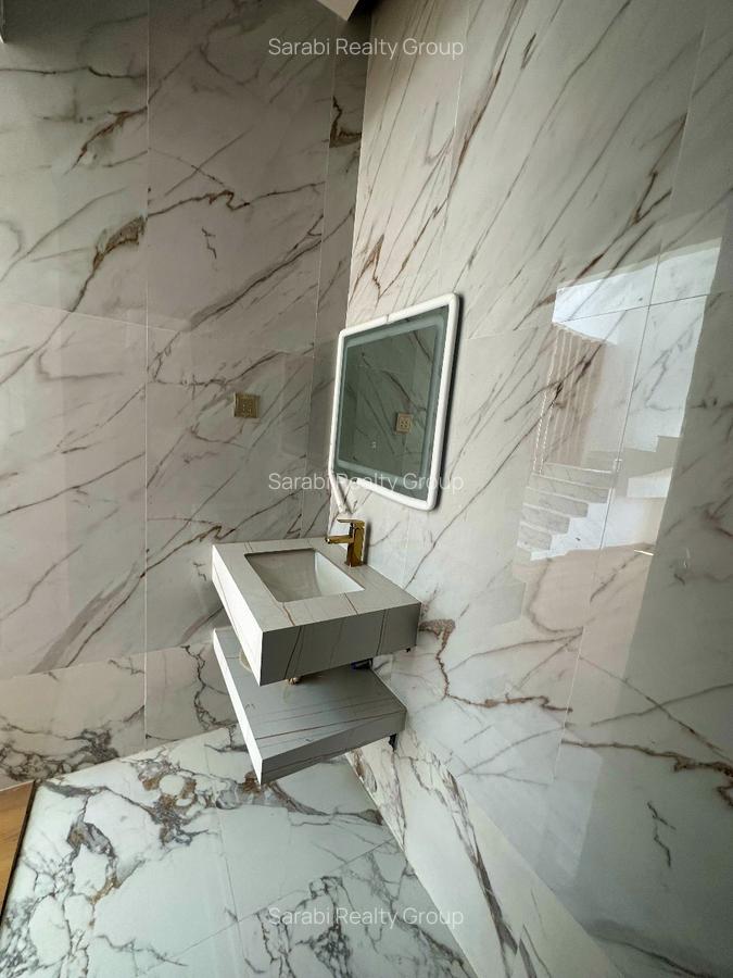 5 Bed Townhouse with En Suite in Lavington - 5