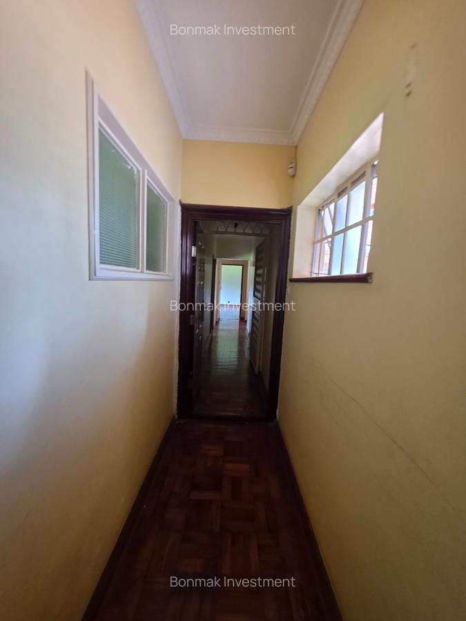 Commercial Property with Backup Generator in Kyuna - 18