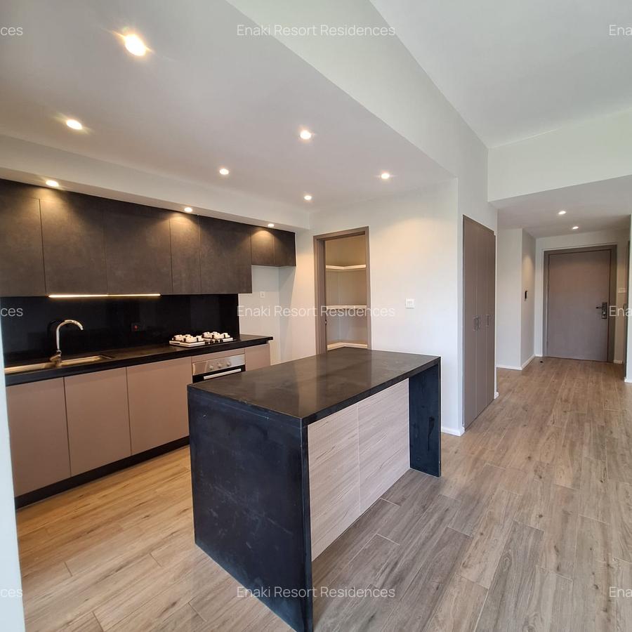 2 Bed Apartment with En Suite at Red Hill Road - 4