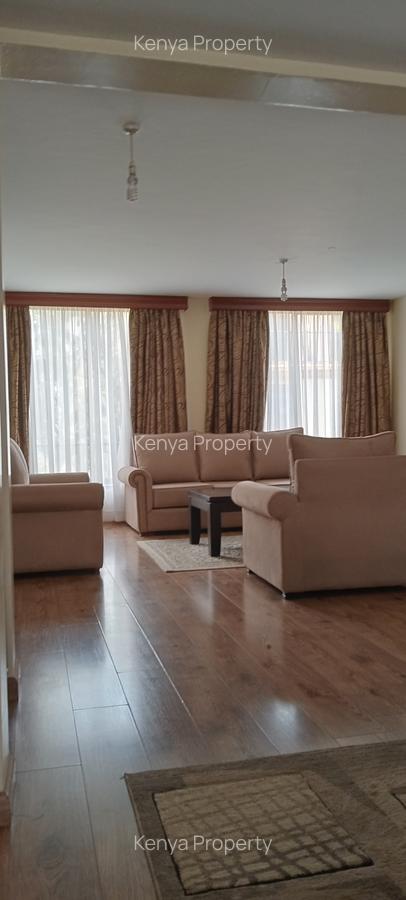 Serviced 2 Bed Apartment with En Suite at Woodavenue - 9