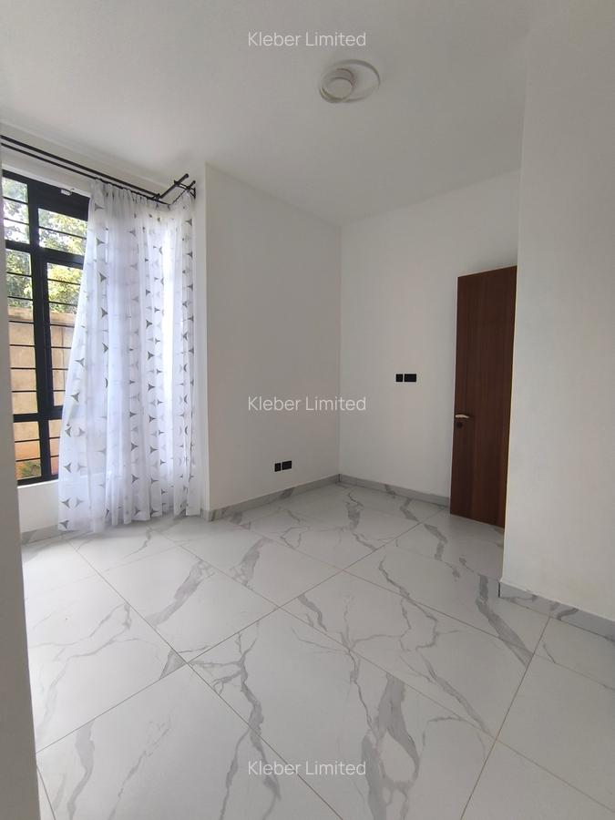 4 Bed House with En Suite at Muhuri Road - 11