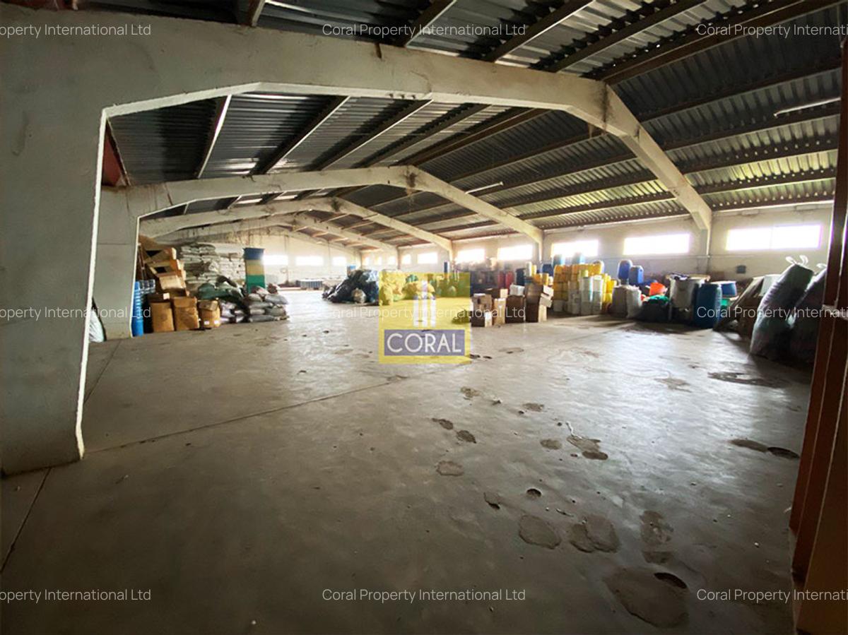 29,000 ft² Warehouse with Backup Generator in Ruiru - 4
