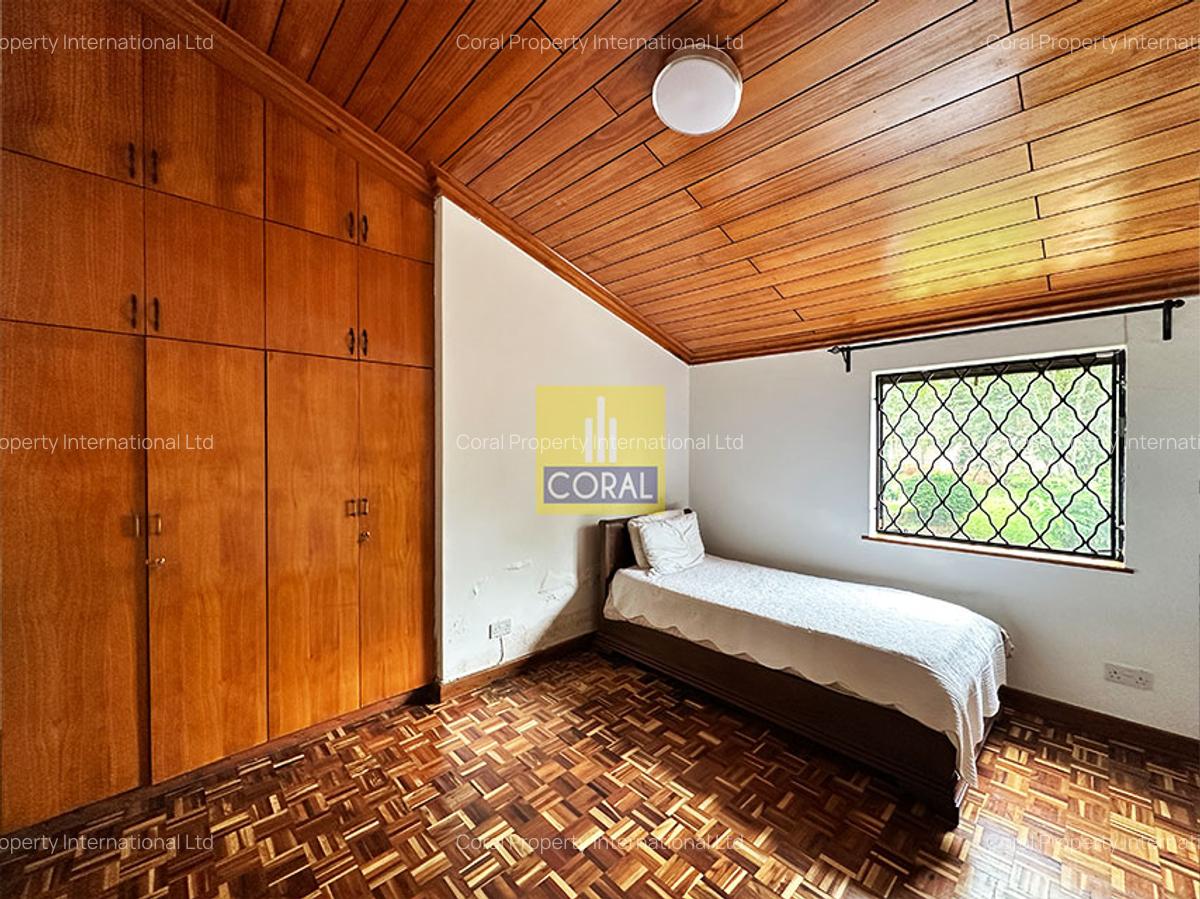 4 Bed House with Swimming Pool in Runda - 14