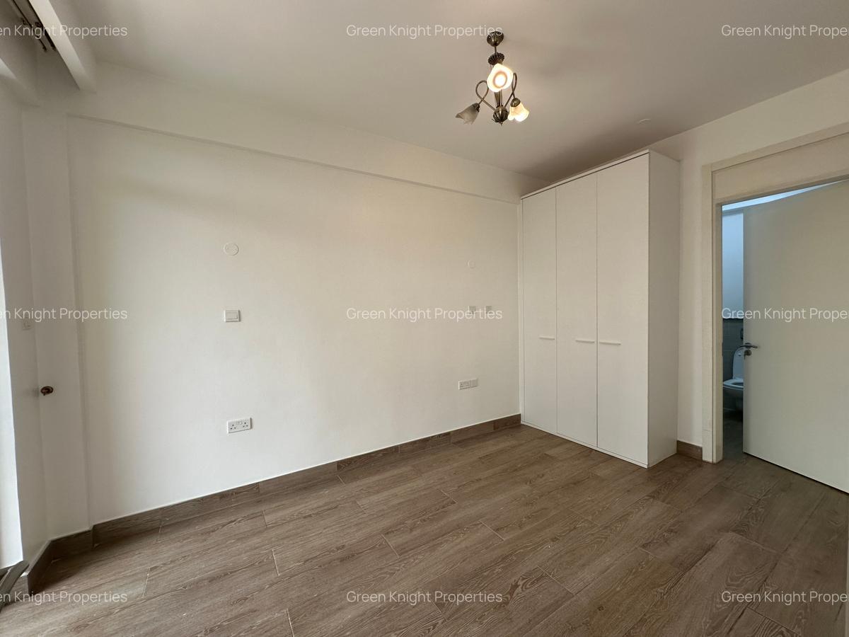 Serviced 2 Bed Apartment with En Suite in Westlands Area - 6