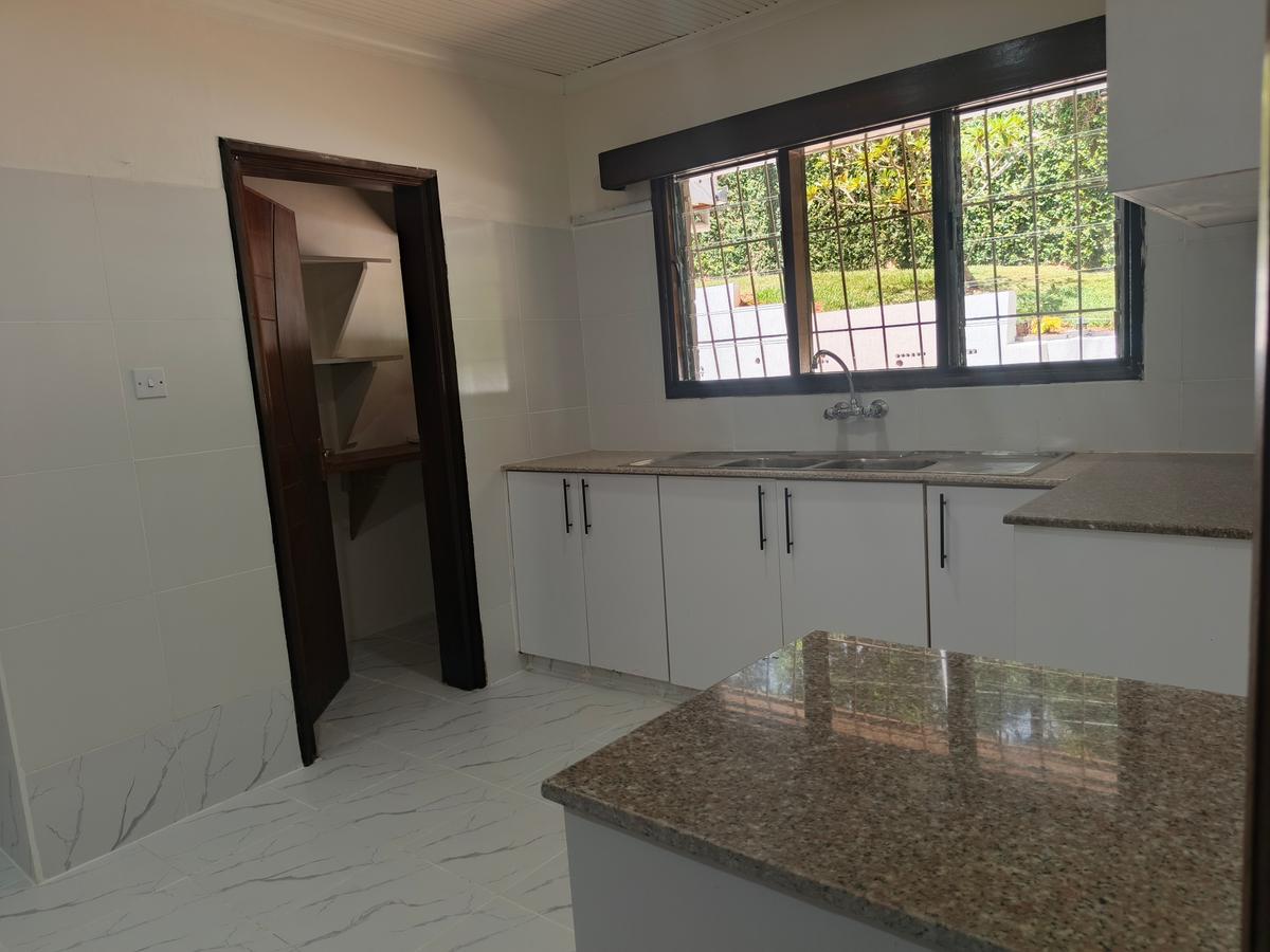 6 Bed House with En Suite in Gigiri - 3