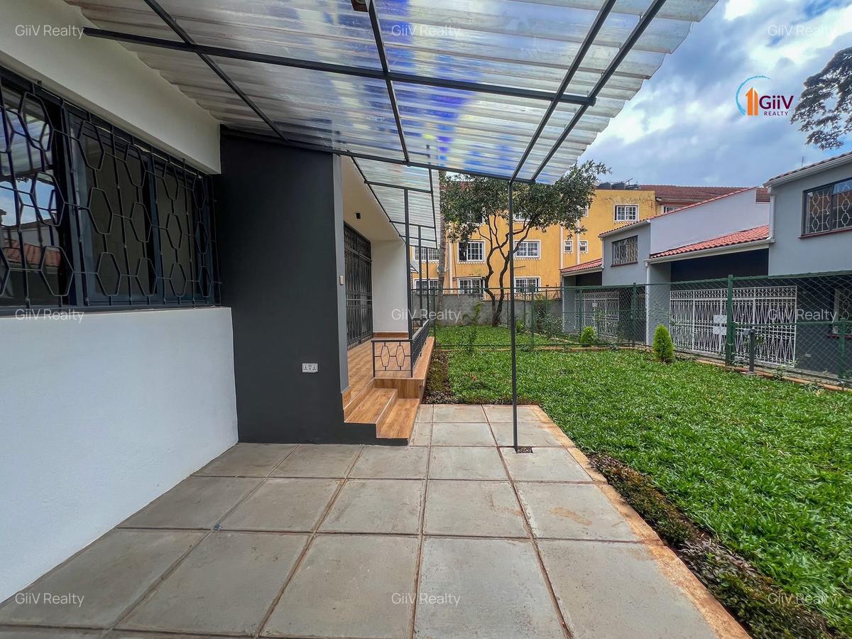 4 Bed Townhouse with Garden in Westlands Area - 8