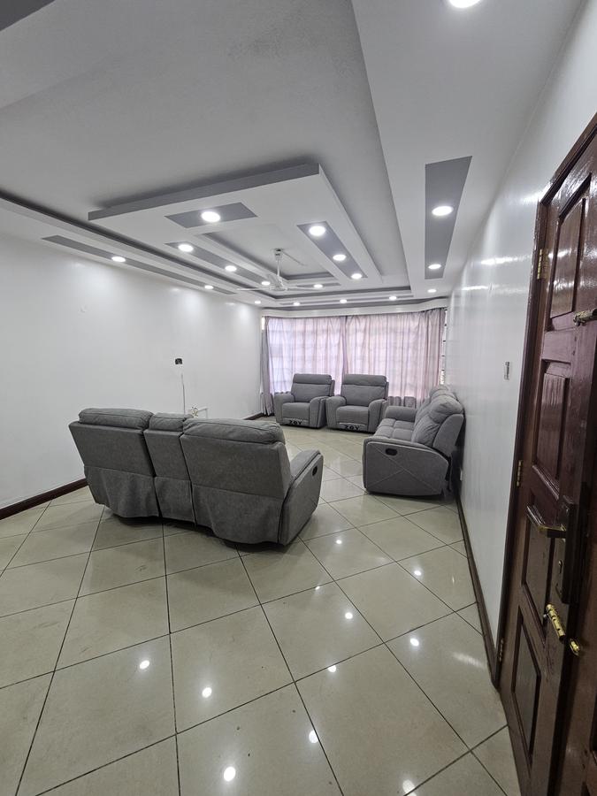 3 Bed Apartment with En Suite at Parklands Estate - 4