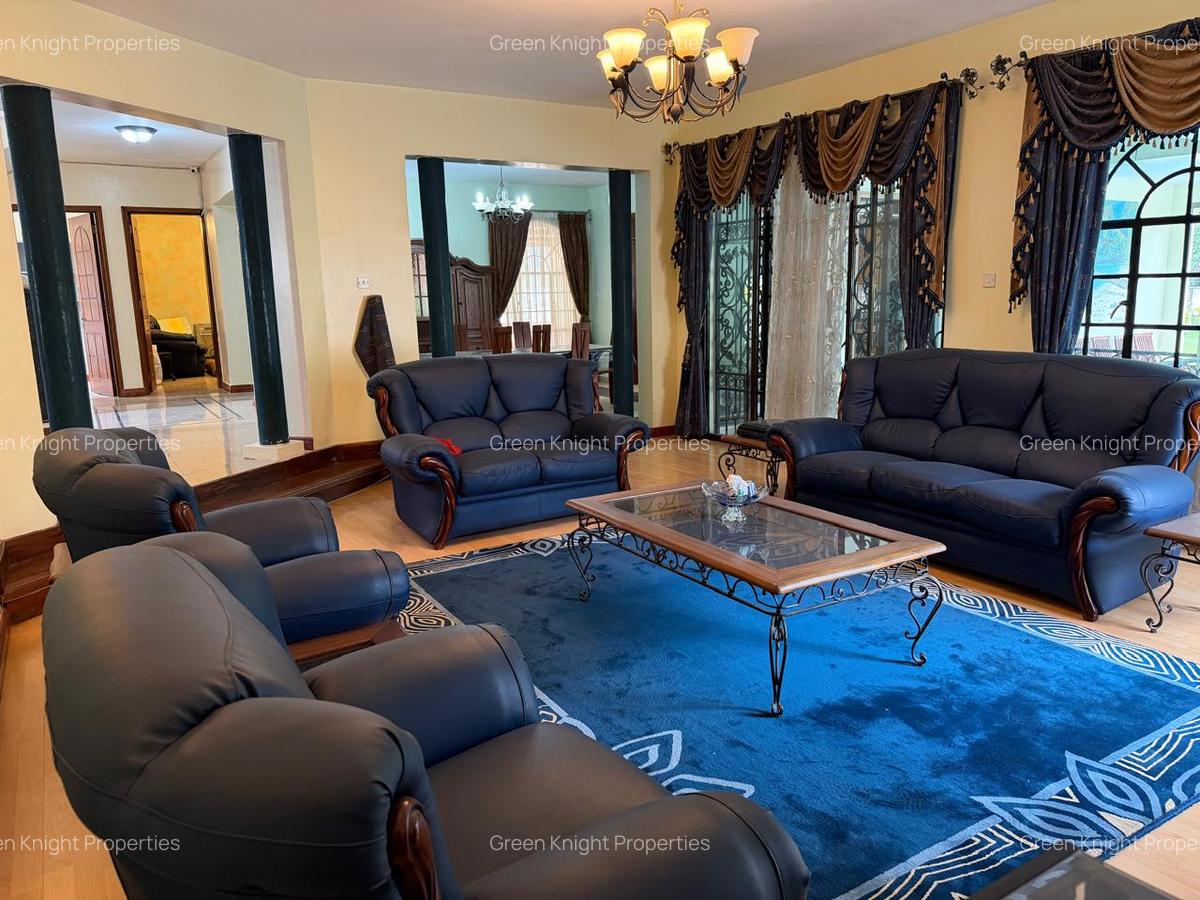 5 Bed House with En Suite in Runda - 13