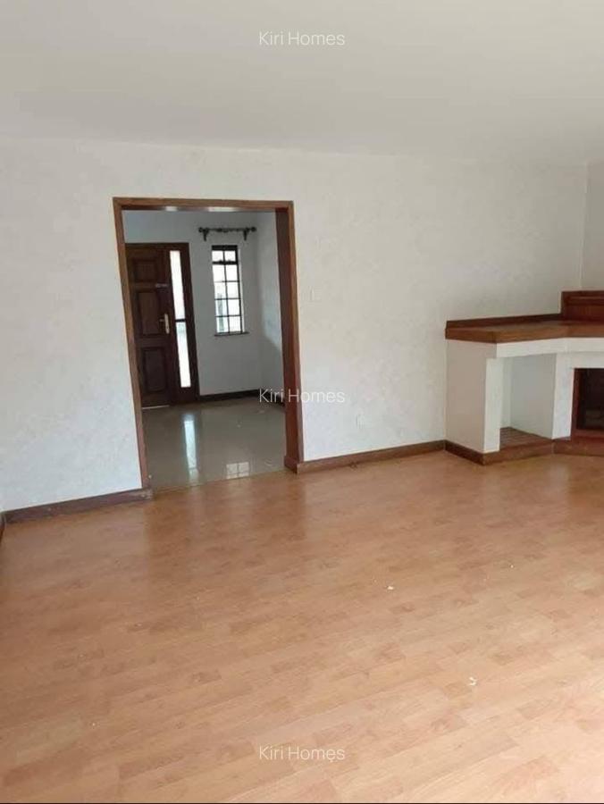 5 Bed Townhouse with En Suite in Runda - 9