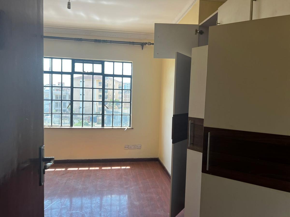 2 Bed Apartment with En Suite at Suguta Road - 11