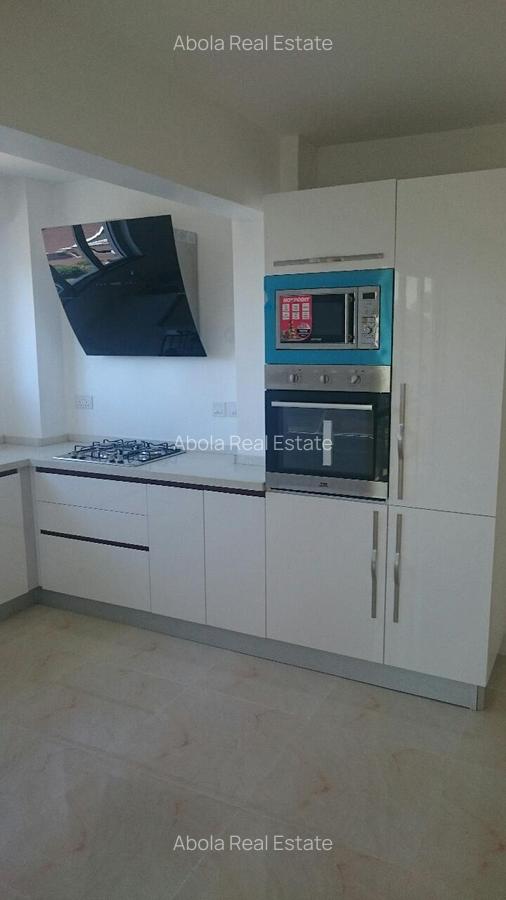 1 Bed Apartment with En Suite in Westlands Area - 1