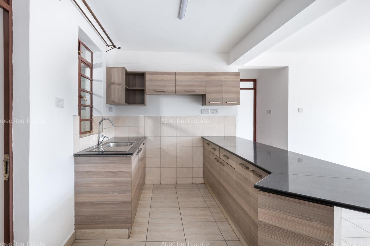 2 Bed Apartment with En Suite at Naivasha Road - 7