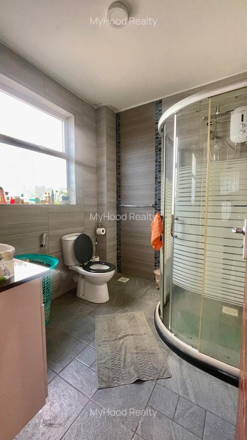 2 Bed Apartment with En Suite at Mwambao Road - 10