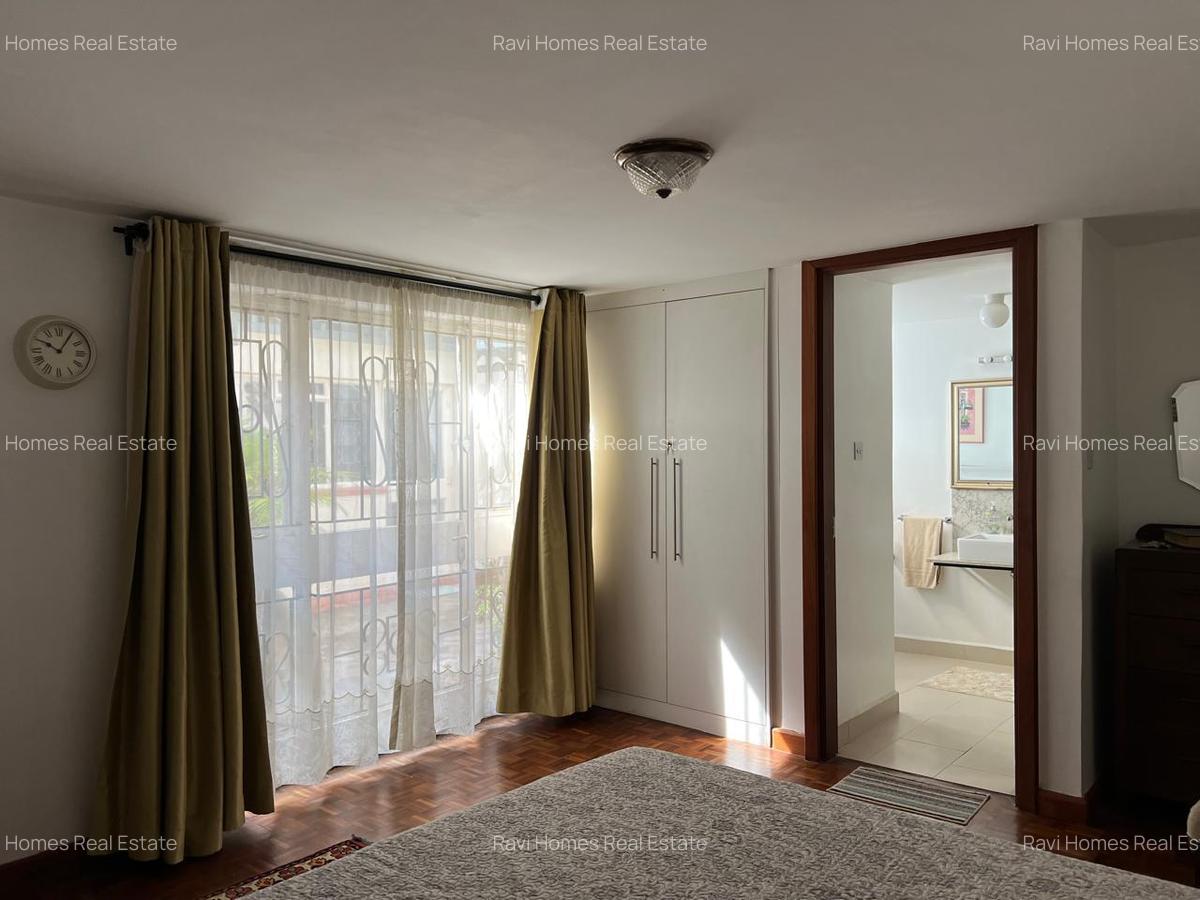 5 Bed Townhouse with En Suite at Arwings Kodhek - 8