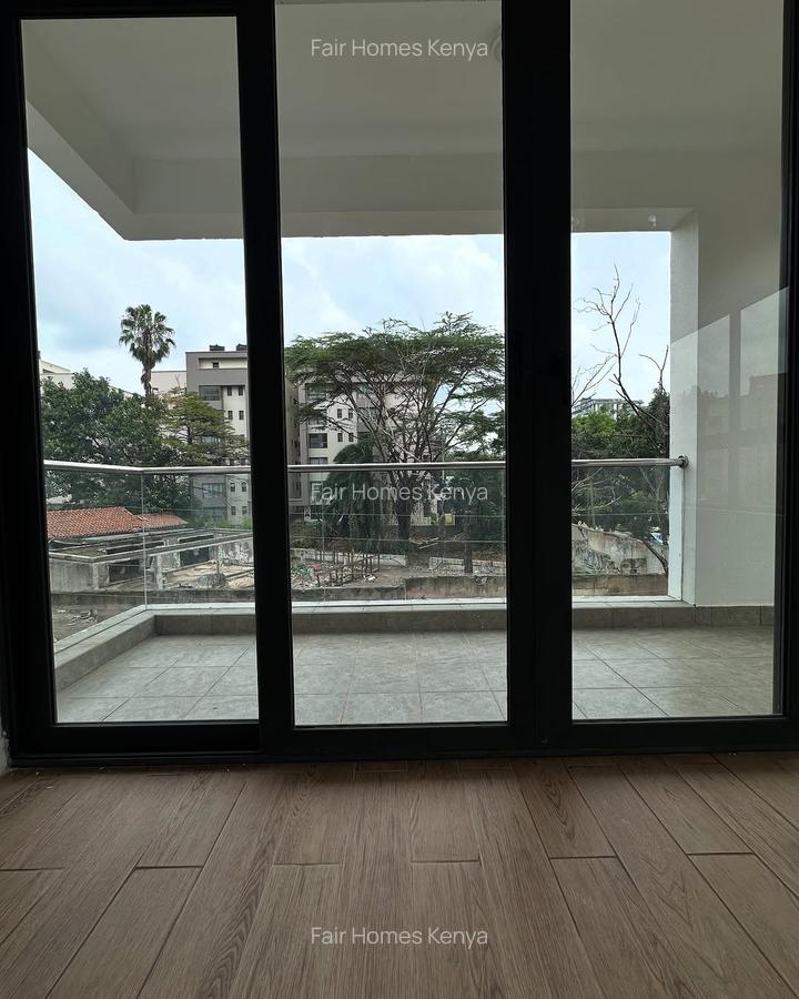 2 Bed Apartment with En Suite at Valley Arcade - 5