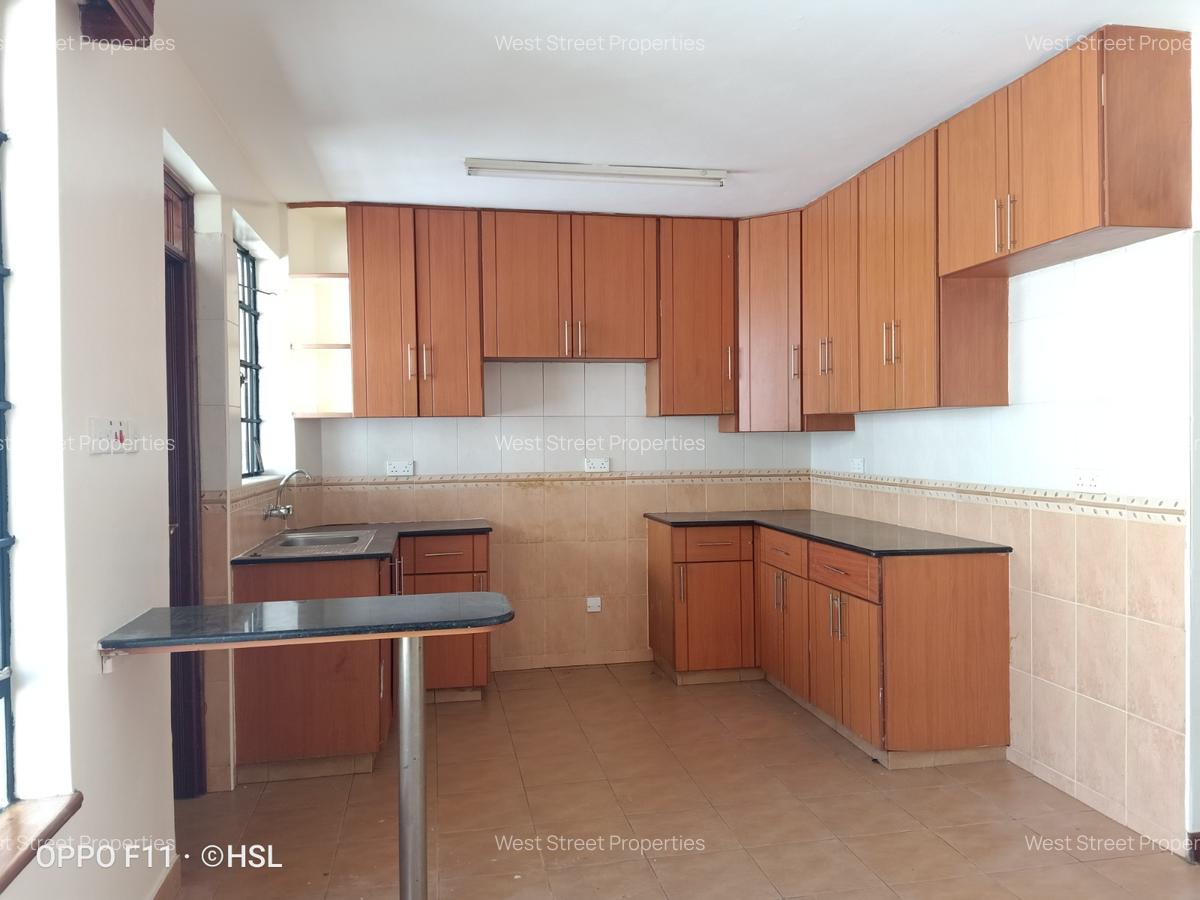 2 Bed Apartment with En Suite at Kilimani - 12