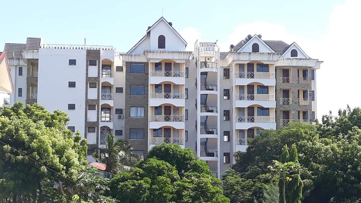 3 Bed Apartment with En Suite in Nyali Area - 1