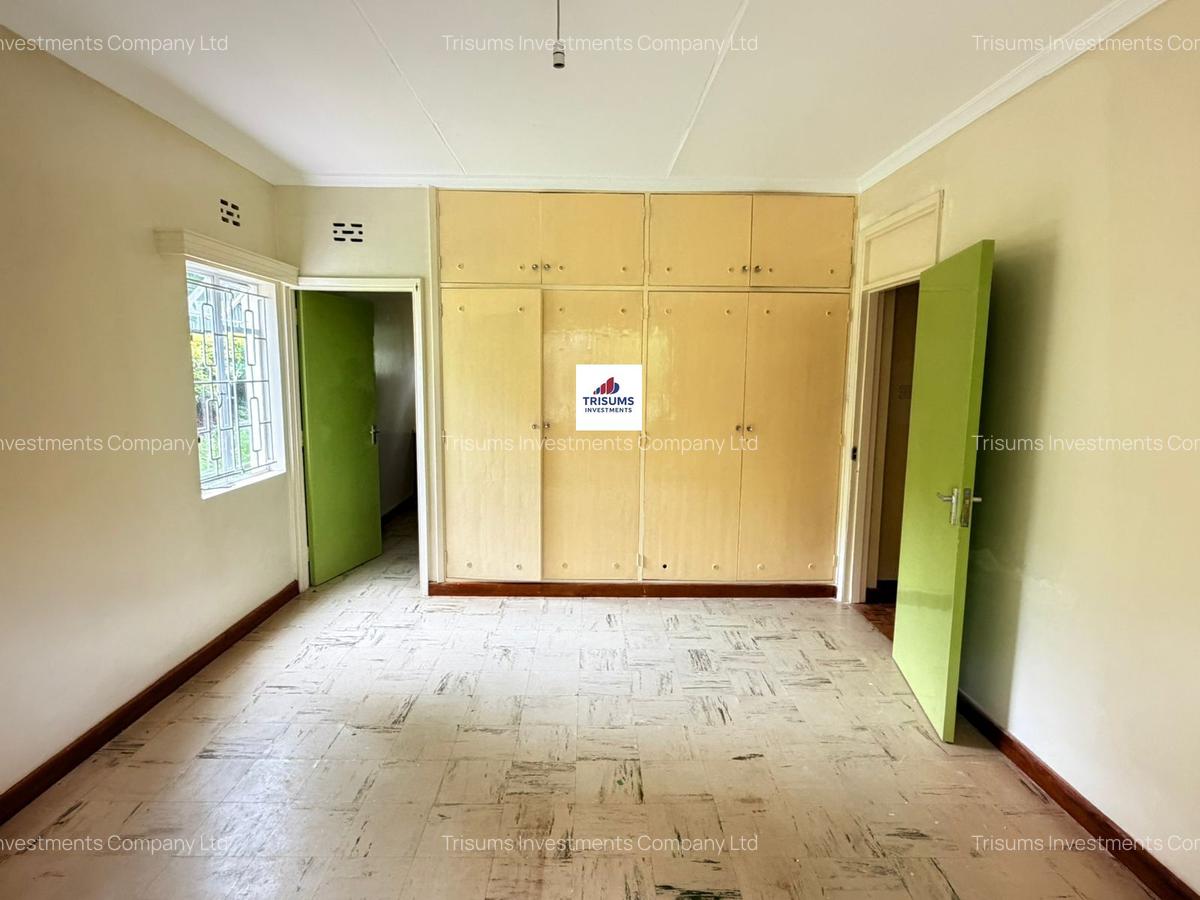 4 Bed House with En Suite in Runda - 7