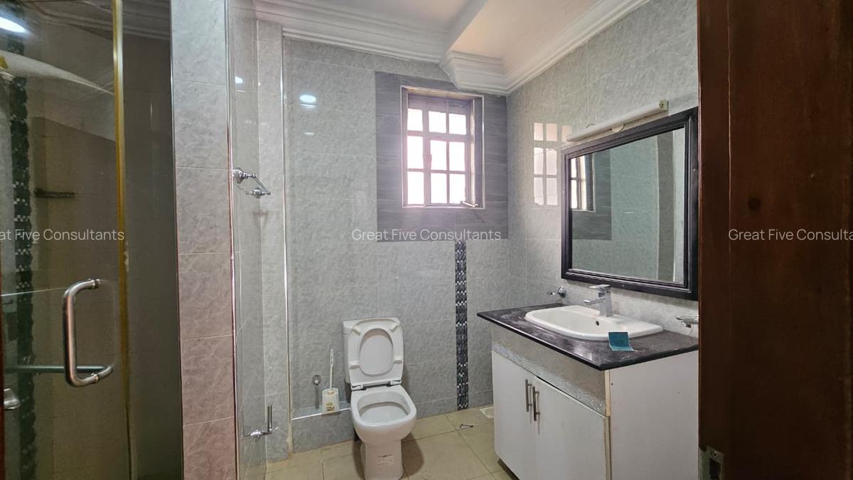 5 Bed Villa with En Suite in Kiambu Road - 11