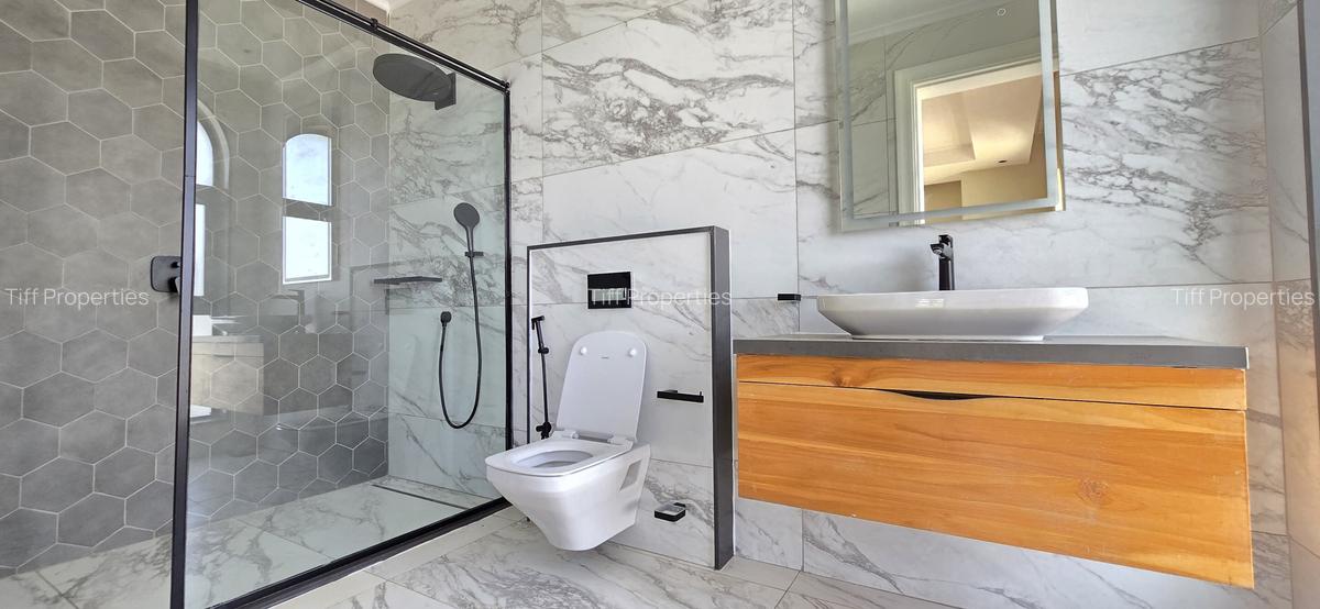 5 Bed Townhouse in Loresho - 18