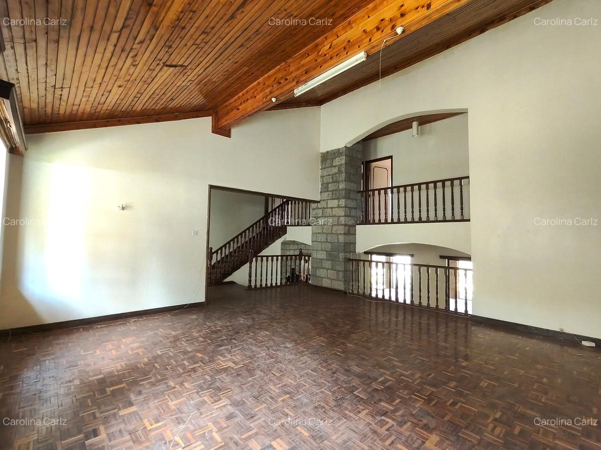 Commercial Property with Service Charge Included in Kitisuru - 4