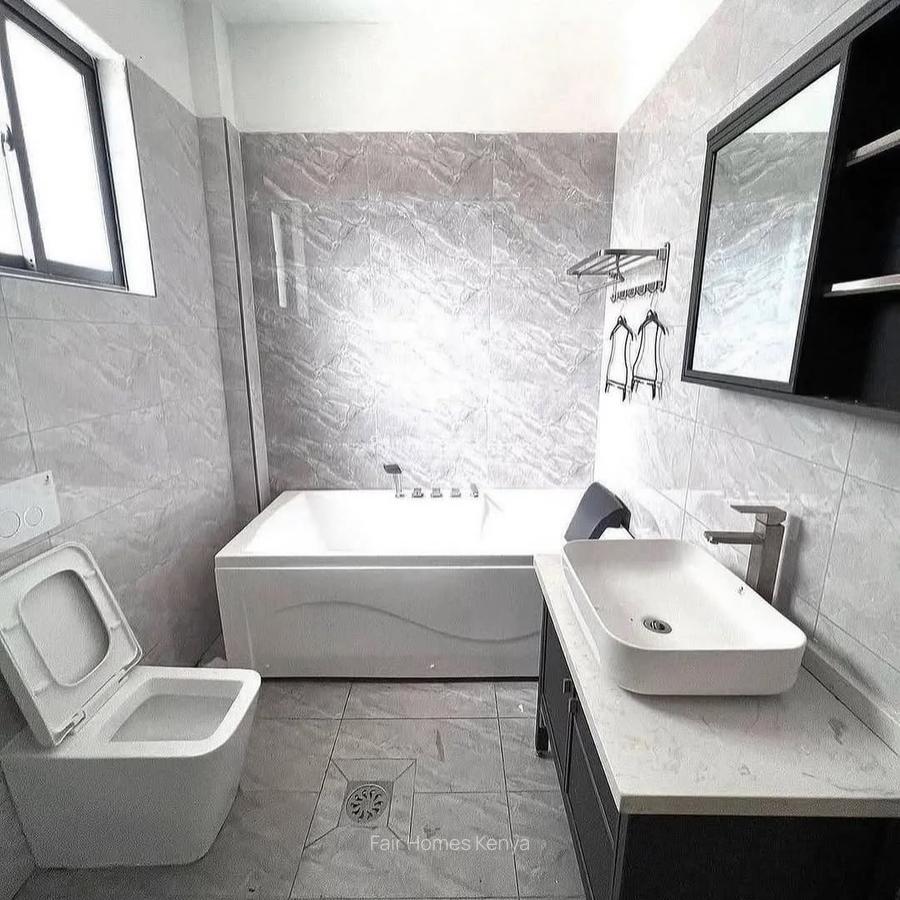 4 Bed Apartment with En Suite at Valley Arcade - 9