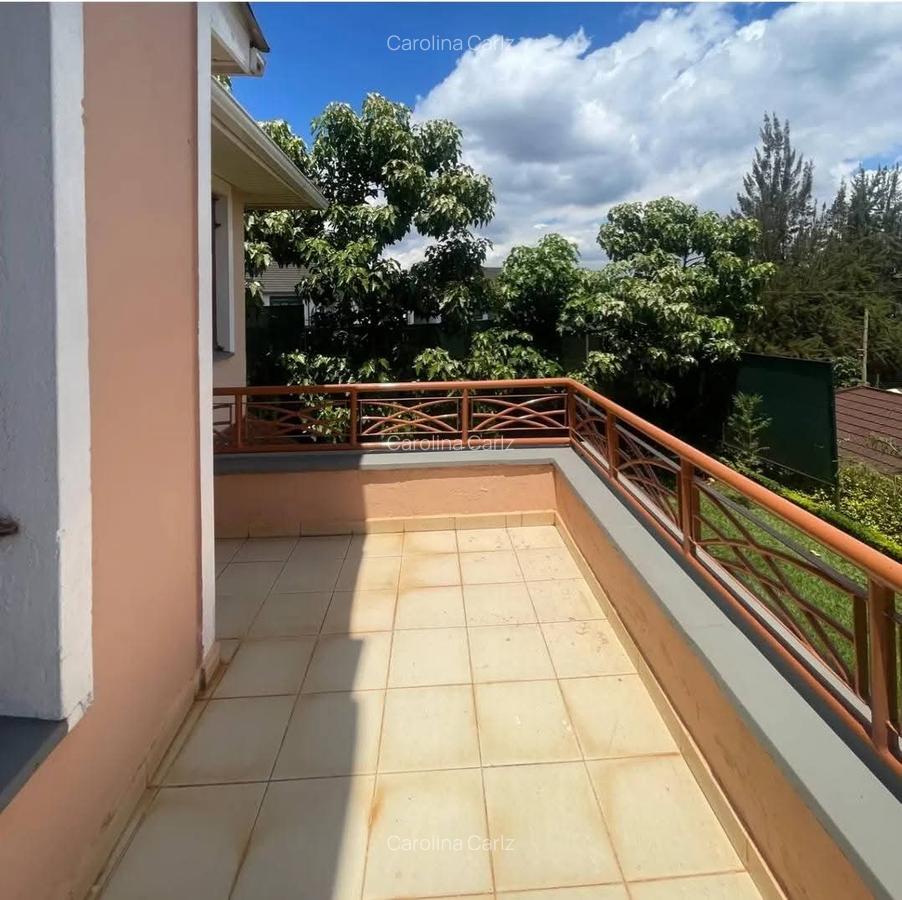 4 Bed Townhouse with En Suite in Runda - 10