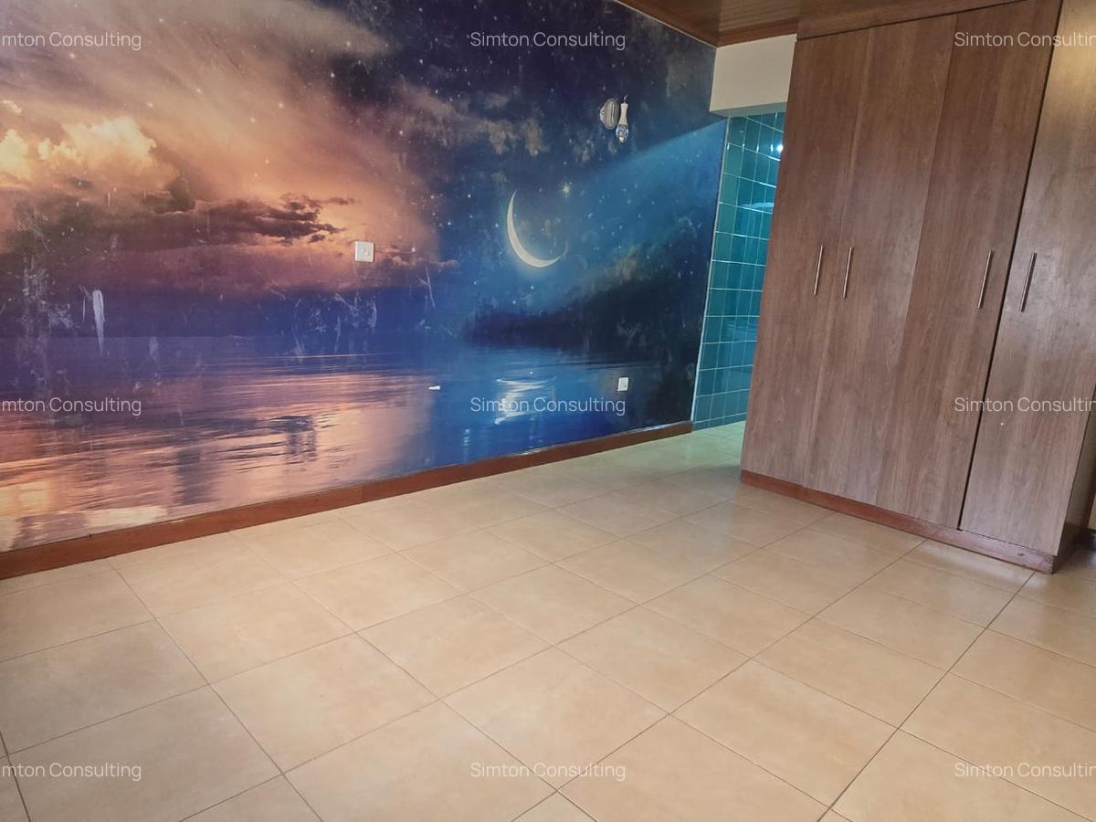 4 Bed Townhouse with En Suite at South B - 12